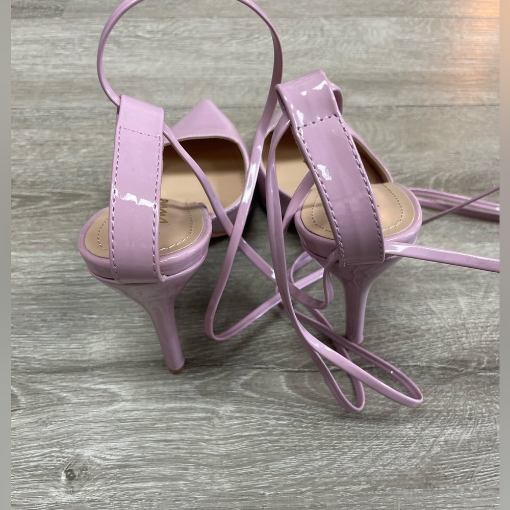 Lulus - Picture 4 of 7